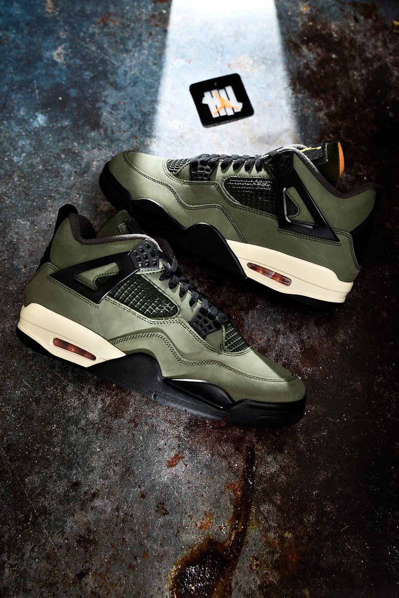 _marktiu's tweet image. What was once a pipe dream has now become a reality in 2025.

Thank you @nikestore x @Jumpman23 x @UNDEFEATEDinc 

#SNKRS