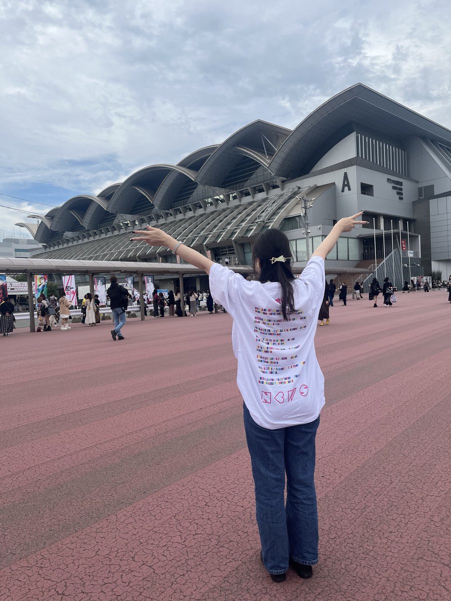 umbrella_ky's tweet photo. 今年もツアー納め( ˘ω˘ )
いい席引けたし初めてオーラス入ったしとにかく楽しかった！！！ https://t.co/gUpBDIhI9k