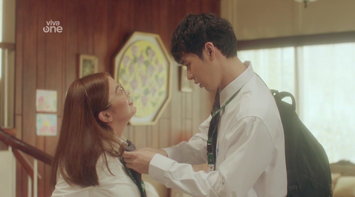 inxiaomnia's tweet image. via and arkin's love story was one the proof why friendship is the best foundation for a relationship— istg friends to lovers  trope never disappoints 🌄✨🧡💯🙌🏼

GSOT FIRST LOVE
#GSOT #GSOTTheBeginningOfUs #GSOTPilotEpisode
#BeaBinene #WilbertRoss #ViArkin