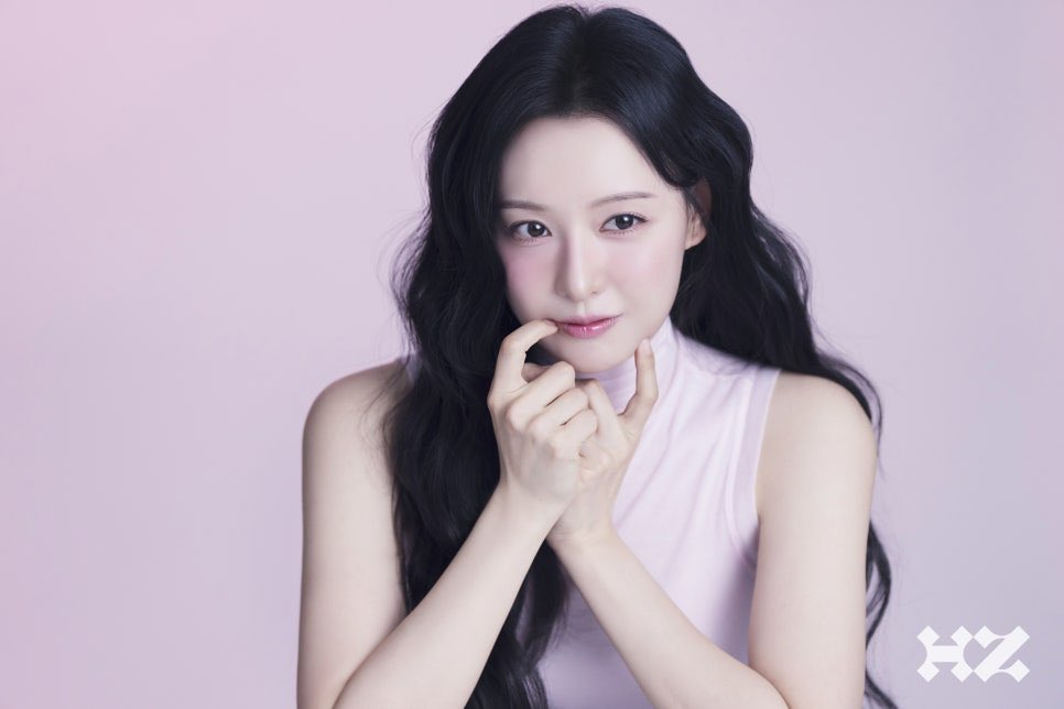 Jiwon. tweet media