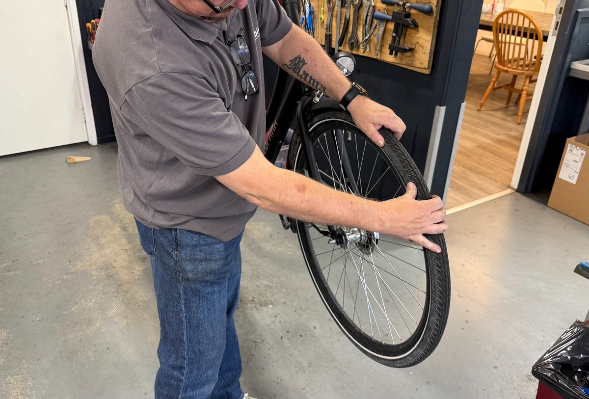 Vrijdag 23 oktober ben je tussen 15.00 en 17.00 weer welkom op FietsHUB Presikhaaf met al jouw vragen over fietsen en mobiliteit. Ook deze week nog weer een gratis fietsveiligheidscheck bij Scalabikes van <a href="/scalabor/">Scalabor</a> : fiets-kenniscentrum.nl/fietshub-presi…