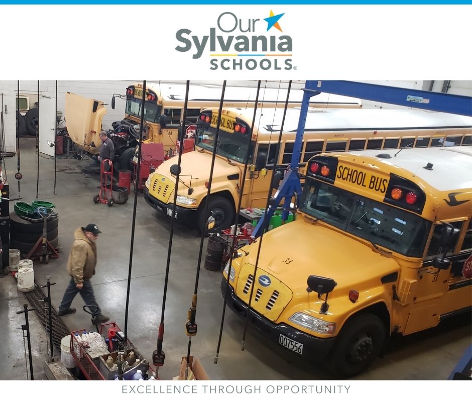 SylvaniaSchools's tweet image. We&apos;re giving a shoutout to longtime Head Mechanic BOB DICKERSON! This is Bob&apos;s 40th year working as a Mechanic for our District. His expertise is invaluable.  We appreciate Bob and his commitment to bus safety. #BusSafetyWeek #Transportation #Mechanic #SylvaniaStaff #excellence