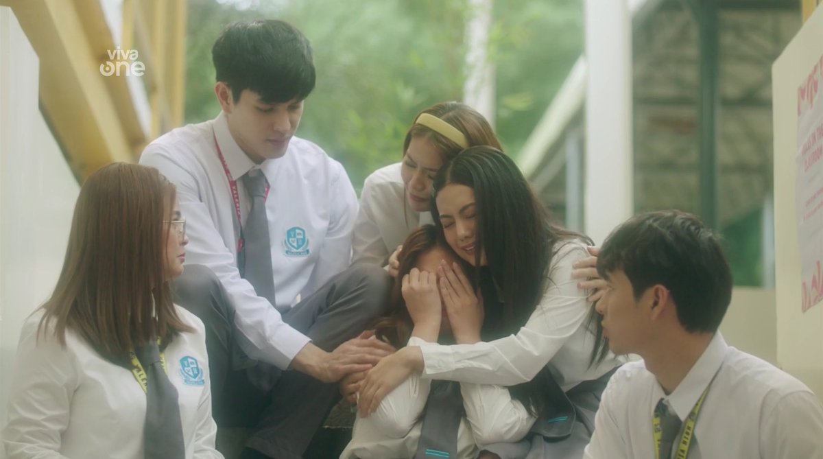 inxiaomnia's tweet image. via being pillar and mom of the group makes more sense after learning how their barkada was formed. gsot was indeed the beginning of everything, the missing piece of the puzzle. 🥹🧡

GSOT FIRST LOVE
#GSOT #GSOTTheBeginningOfUs #GSOTPilotEpisode
#BeaBinene #WilbertRoss #ViArkin