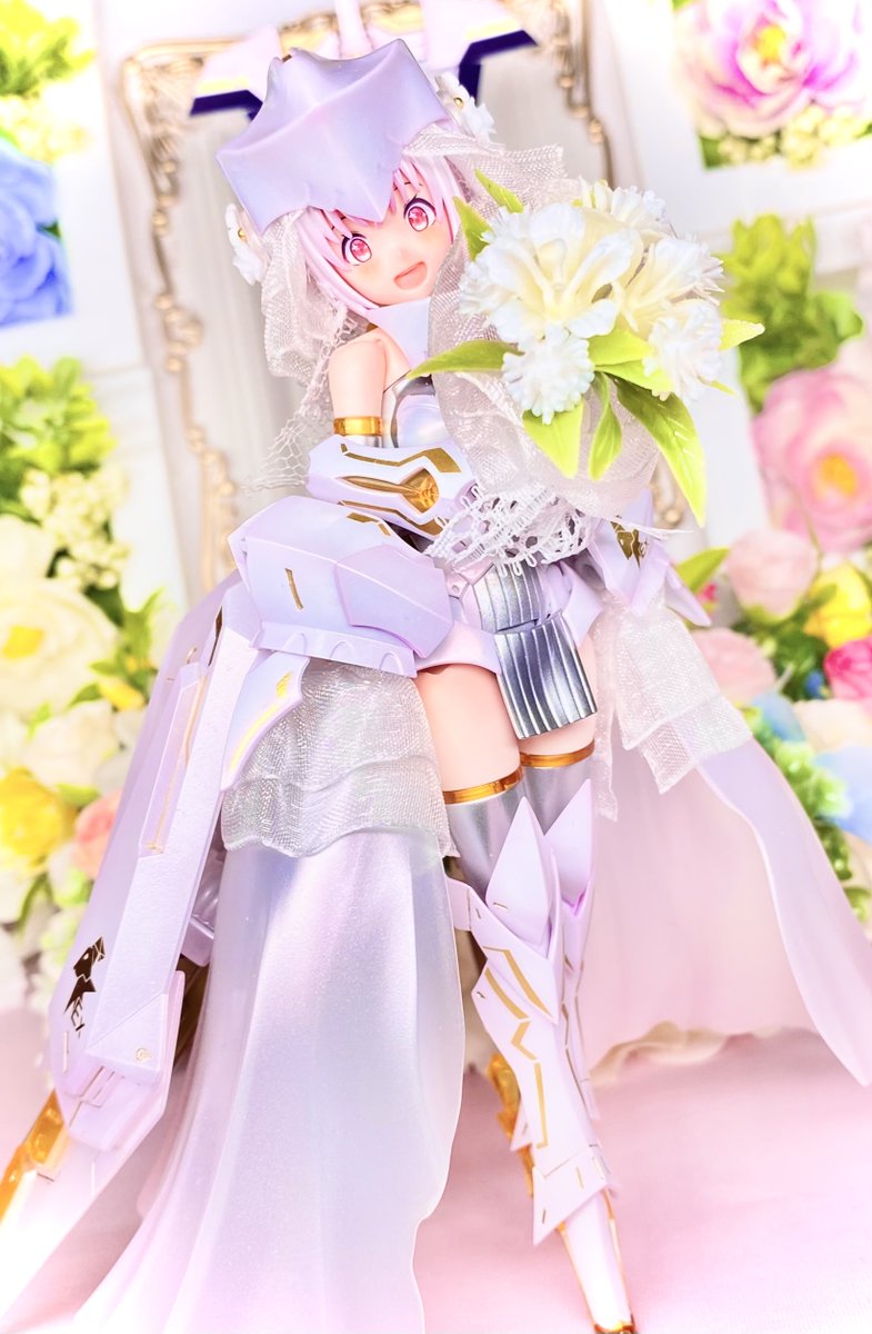 #みんなのメガミデバイスの名前を教えて
看板娘の白姫(しき)ちゃんといいます✨