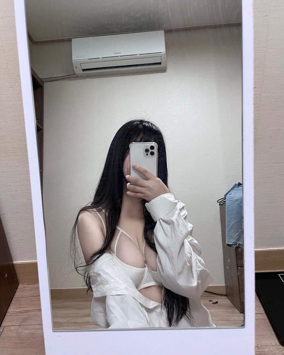 mallangeoo's tweet photo. 보지 봐주실분? 
맘찍으면 다 보내드릴게욥....
#울산 #여자 ❤️‍ ❤️‍ https://t.co/ErAoYrGR26