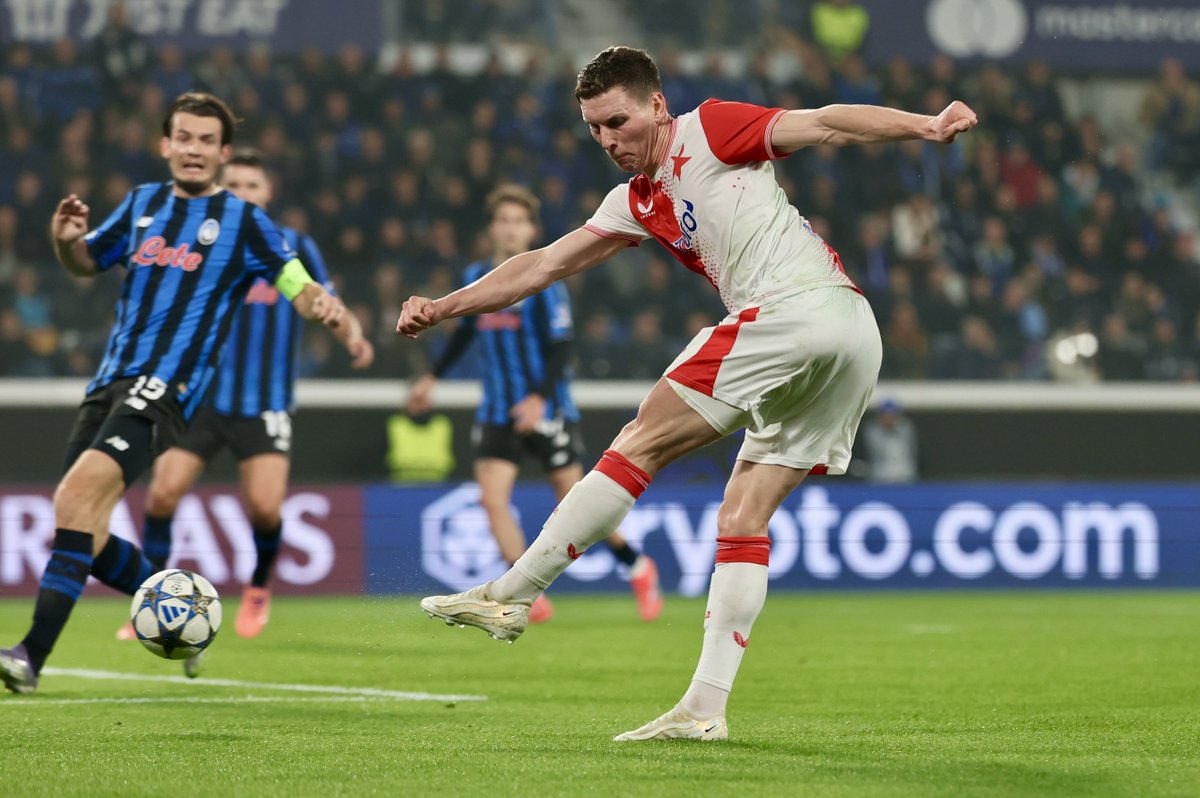 46' | Second Half 🔛

🔵⚫️ 0:0 🔴⚪️ #UCL