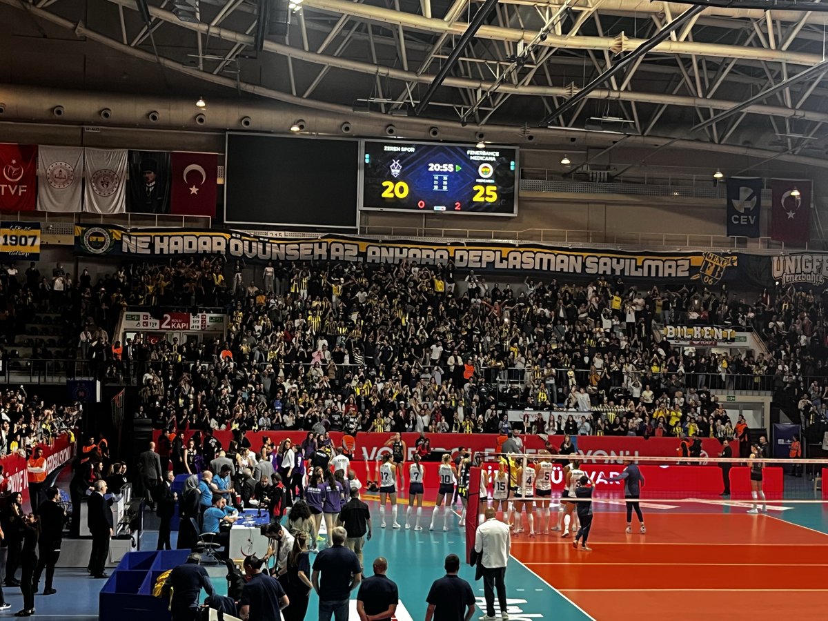__Worldismine__'s tweet image. Sevdik seni herşeyden çokk 🙏🏻
#SarıMelekler