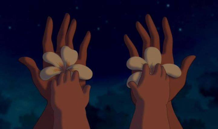 MagicMundi's tweet photo. Recuerda que siempre tendrás un lugar llamado familia al que regresar. https://t.co/Gx2e1CXiGl