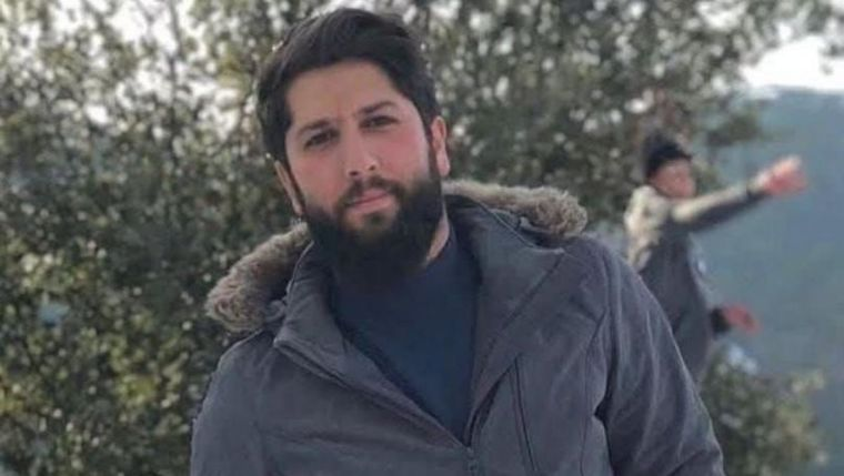 IDFsoldiergirl's tweet photo. The #Israeli Air Force took out terrorist Issa Ahmad Karbala, a platoon Cmdr in the #Radwan force in Ein Qana.
He smuggled weapons in Lebanon & terror plots against the State of #Israel, violating understandings btwn Israel & #Lebanon. #IDFHeroes https://t.co/KtOMGFm5CM