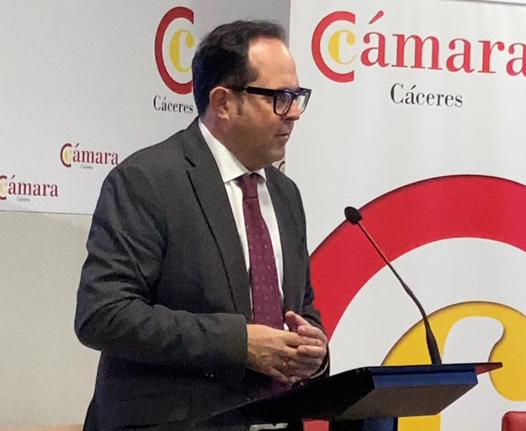 camaradecaceres's tweet image. 📸 Impulsamos el talento digital con la formación de más de 250 empresas y ciudadanos de la provincia a través del programa Hackea tu Futuro de @econoempleoEXT. ¡Juntos construimos #Extremadura! 🚀

#TalentoDigital