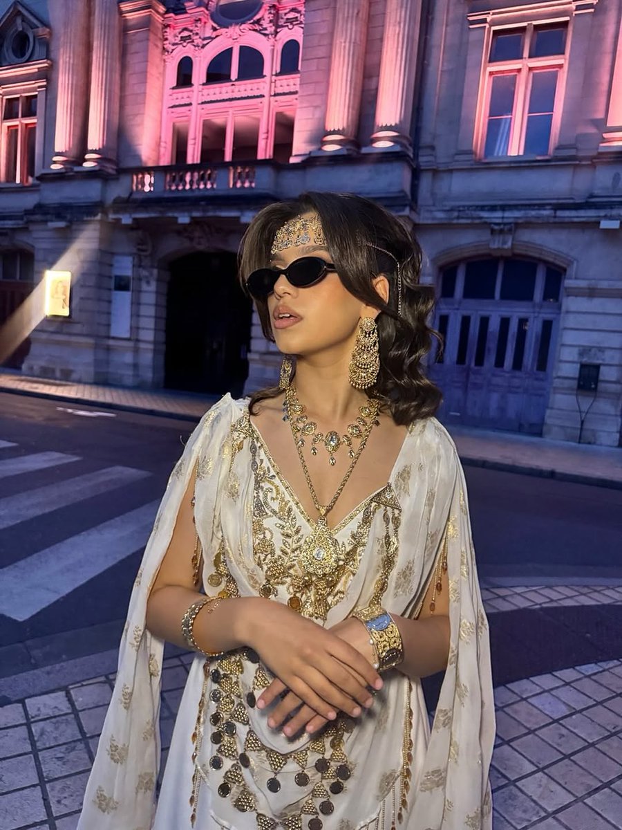 𝐂𝐇𝐀𝐎𝐔𝐈𝐀 𝐀𝐔𝐑𝐄𝐒 𝐌𝐄𝐃𝐈𝐀 tweet media