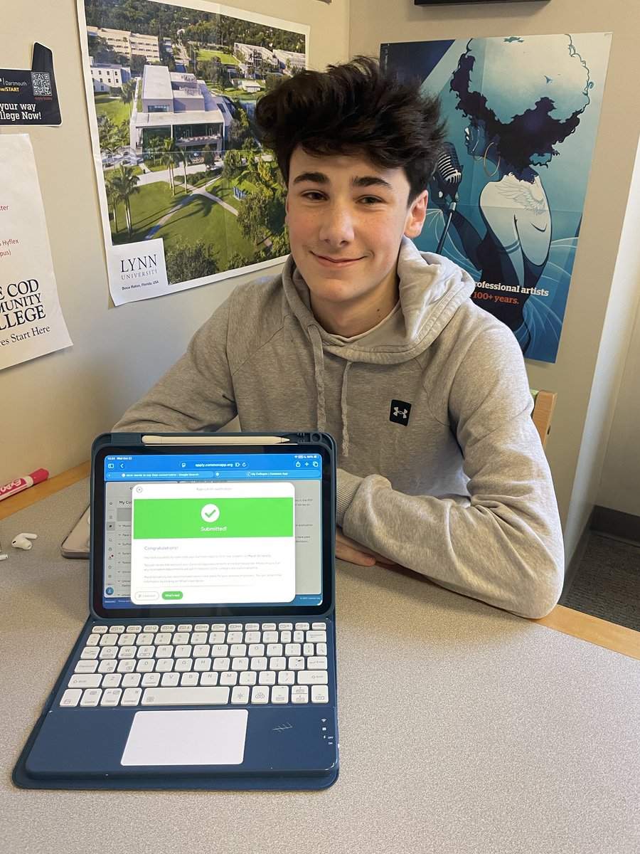 MHSGuidance1's tweet photo. Congratulations CHoude on submitting your college apps today! #Mashpee #ClassOf2026 #Falcons https://t.co/BLoWeESyfj