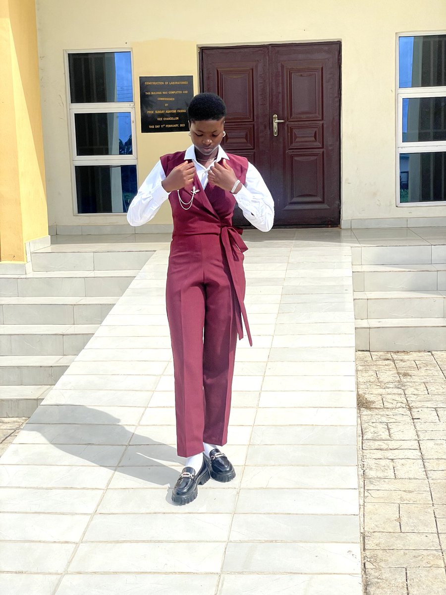 Iyanu78's tweet photo. "All Correspondence should be directed to the office of the general Secretary."🤭❤️🥂

Fagbemi Iyanuoluwa Esther – THEVOX, PANS FUOYE General Secretary 25/26. ✅🤩🥂 https://t.co/bsXmBBs8kE