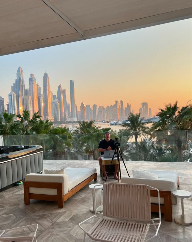 Dovytrade's tweet photo. The past 2 weeks in Dubai https://t.co/II5eXTqeAg