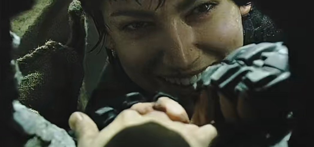 riotokyo06's tweet photo. "Só quero te abraçar e não pensar em mais nada. #riotokyo #casadepapel https://t.co/CwTZZqnZBF