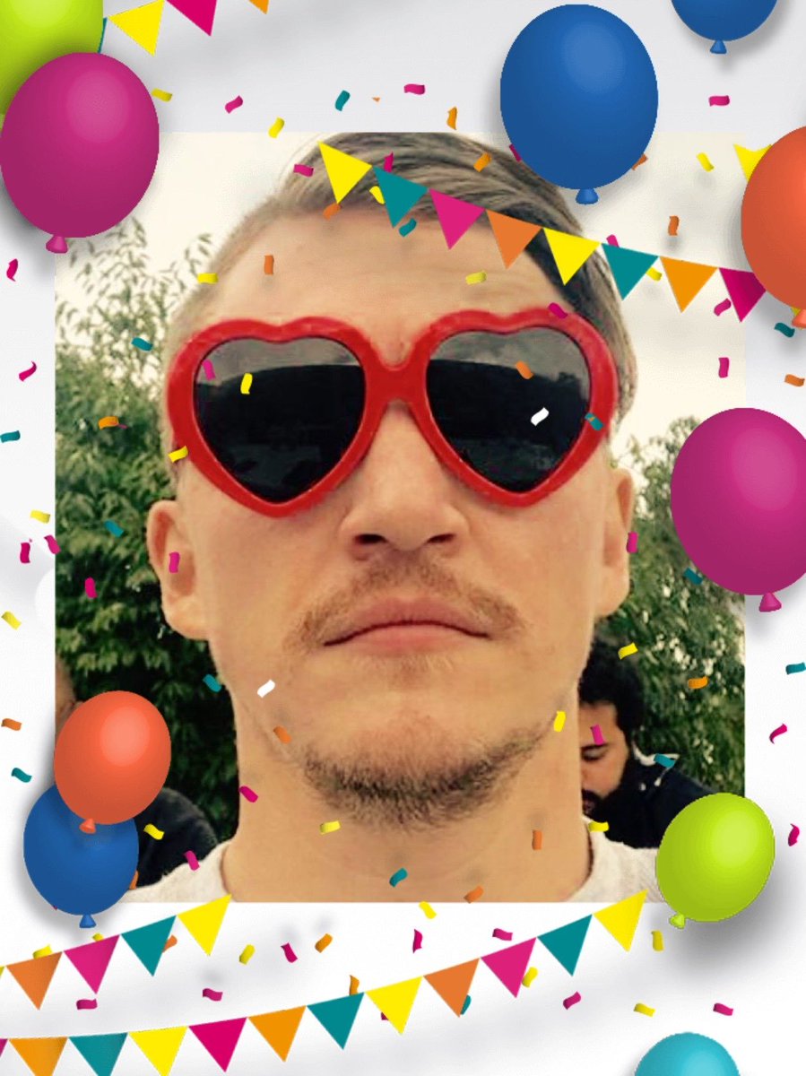 kyleheartcorner's tweet photo. Happy birthday king!!! 🥳🎂🎈🎉
Have the most amazing day ever!!  
Can't wait for what's to come  ❤️🖤
#kylegallner #gallnerfandom #gallnernation https://t.co/1Z85TCJkLL