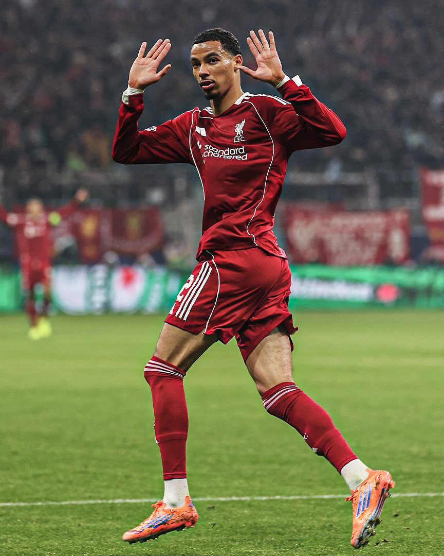 Qattiq pornoda ogizda sikish