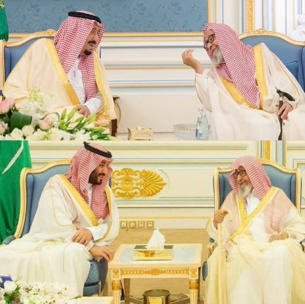 s_khamiri's tweet photo. معالي الوزير المسدد الموفق الشيخ الدكتور عبداللطيف بن عبدالعزيز آل الشيخ وزير الشؤون الإسلامية والدعوة والإرشاد حفظه الله وبارك في عمره وعمله
بقلوبٍ يملؤها الفرح والسرور والابتهاج، أرفع لمقامكم الكريم وللأمة الإسلامية أسمى آيات التهاني والتبريكات، بمناسبة صدور الأمر الملكي الكريم بتعيين سماحة الشيخ العالم السلفي الجليل، الشيخ الدكتور #صالح_بن_فوزان_بن_عبدالله #الفوزان، مفتيًا عامًا للمملكة العربية السعودية، ورئيسًا لهيئة كبار العلماء واللجنة الدائمة للبحوث العلمية والإفتاء.
إن هذا التعيين الموفق من لدن خادم الحرمين الشريفين وسمو ولي عهده الأمين -حفظهما الله- ليؤكد على العناية الفائقة التي توليها القيادة الرشيدة للعلم الشرعي والفتيا وتكريسًا لمكانة العلماء الراسخين في بلادنا المباركة.
أسأل الله العلي القدير أن يمد فضيلة الشيخ #صالح_الفوزان بعونه وتوفيقه، وأن يعينه على حمل هذه المسؤولية الجليلة، وأن يجعله منارة هدى ونبراس علم، يكمل به مسيرة العطاء والخير التي سار عليها سلفه من العلماء الأجلاء.
حفظكم الله وحفظ الله وطننا وقيادتنا وعلمائنا، وأدام علينا نعمة التوحيد والأمن والرخاء.
