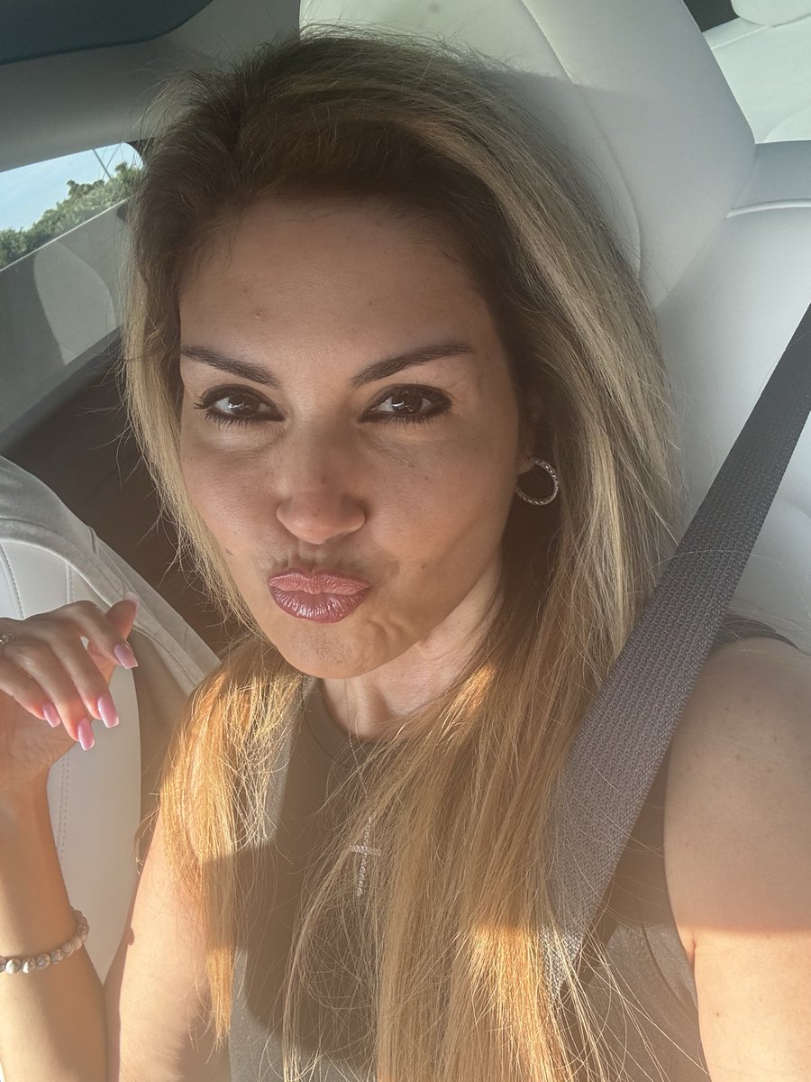 Guess who’s back bitches