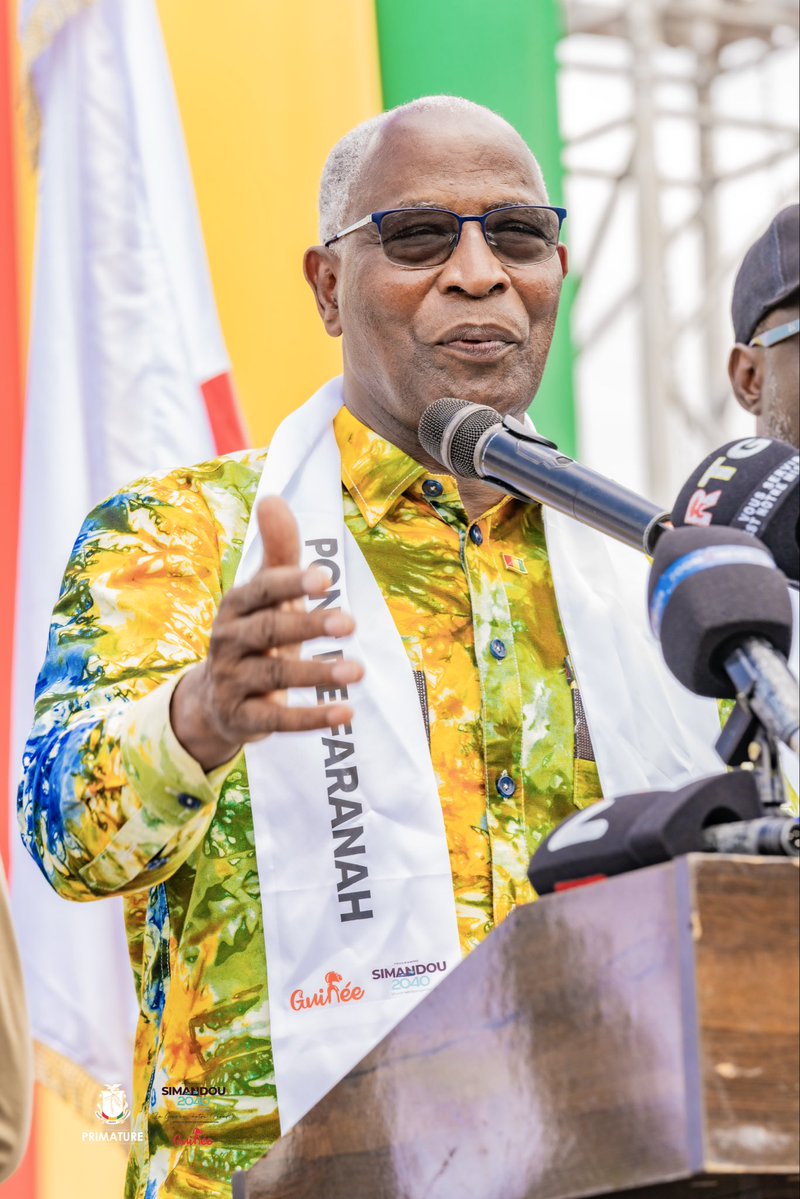 bahourykigna's tweet image. Au nom du Président de la République, nous avons posé la première pierre du pont unique de #Faranah, trait d’union entre les deux rives du fleuve Niger.
Faranah renaît et la Guinée avance, unie et tournée vers le #progrès. 
#EnsemblePourLaGuinée🇬🇳 
#Japon 
#Infrastructures…