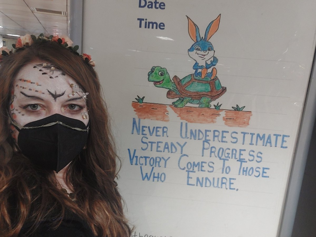 AugustaLees's tweet photo. So appreciative of Breathe Easy London for organising and getting to meet @MsJulieSLam on Saturday.

This sign at Euston station says it all.
If you were the #lonemasker today remember -

'Never underestimate steady progress
Victory comes to those who endure'

Keep enduring. https://t.co/K8vKJEEvgA