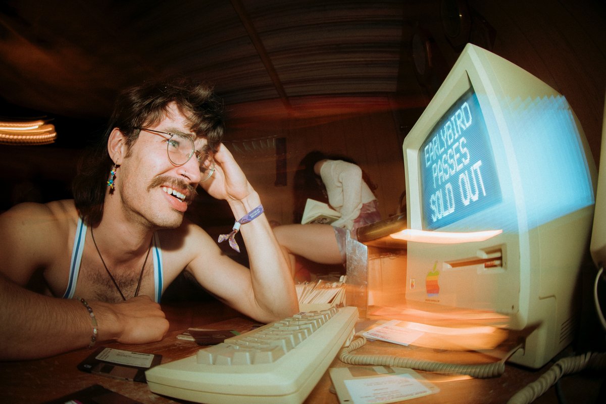 Lightning in a Bottle tweet media