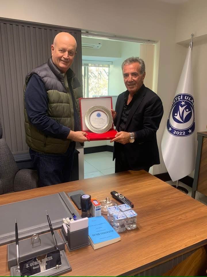 tlybkdgd's tweet image. AVAZ Yönetimi olarak #HÜR-SEN🇹🇷 Genel Merkezini ziyaret ettik.
İlgi alaka ..Misafir perverliğiniz den dolayı ,Çok teşekkür ederiz..🙏
#Avaz Araştırma ve Strateji Merkezi 🇹🇷 Milletin AVAZı 
@AvazStrateji @sdeniz13