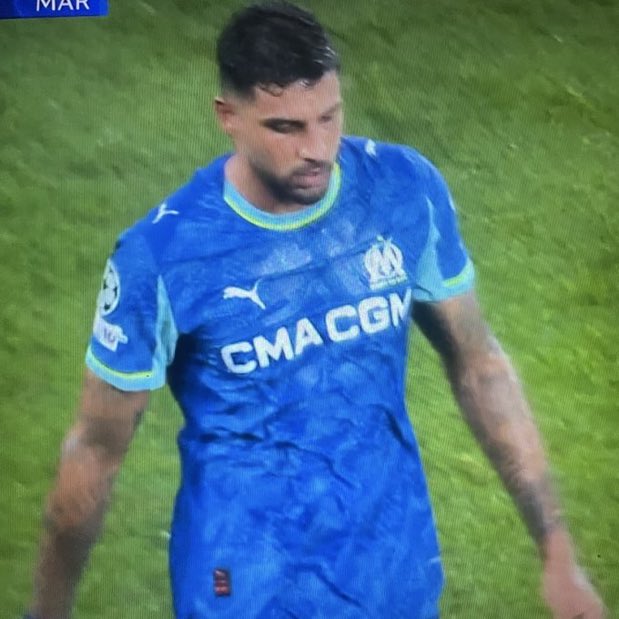 Au delà de la débilité des 2 jaunes, Palmieri ne doit jamais simuler alors qu’il a déjà un jaune. Il trahi ses coéquipiers alors qu’on était encore sur un bon match de l’OM