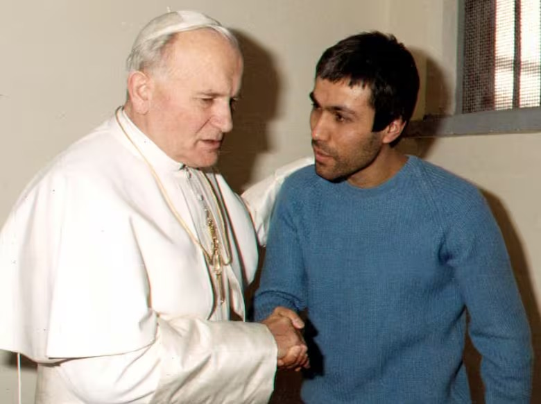 MarioNawfal's tweet photo. 🇻🇦🇵🇱 SAINT JOHN PAUL II: THE POPE WHO HELPED BRING DOWN COMMUNISM

Today, October 22, the Church celebrates the feast of St. John Paul II, one of the most influential popes of the modern era.

Born Karol Wojtyła in 1920 in Nazi-occupied Poland, he survived war, dictatorship, and an assassination attempt to become a global voice for freedom and faith.

Elected pope in 1978, he led the Church for over 26 years, the second longest pontificate in history, and played a key role in the collapse of communist regimes in Eastern Europe.

He created World Youth Day, traveled to over 100 countries, and preached reconciliation even in the face of violence.

Saint John Paul II remains a towering figure, not just in Catholicism, but in world history.

Source: La Nación