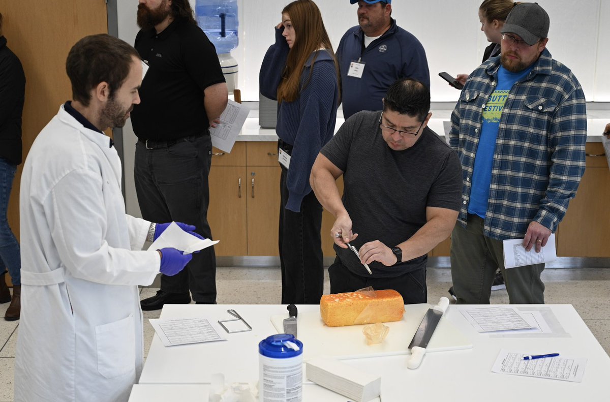 Center for Dairy Research tweet media