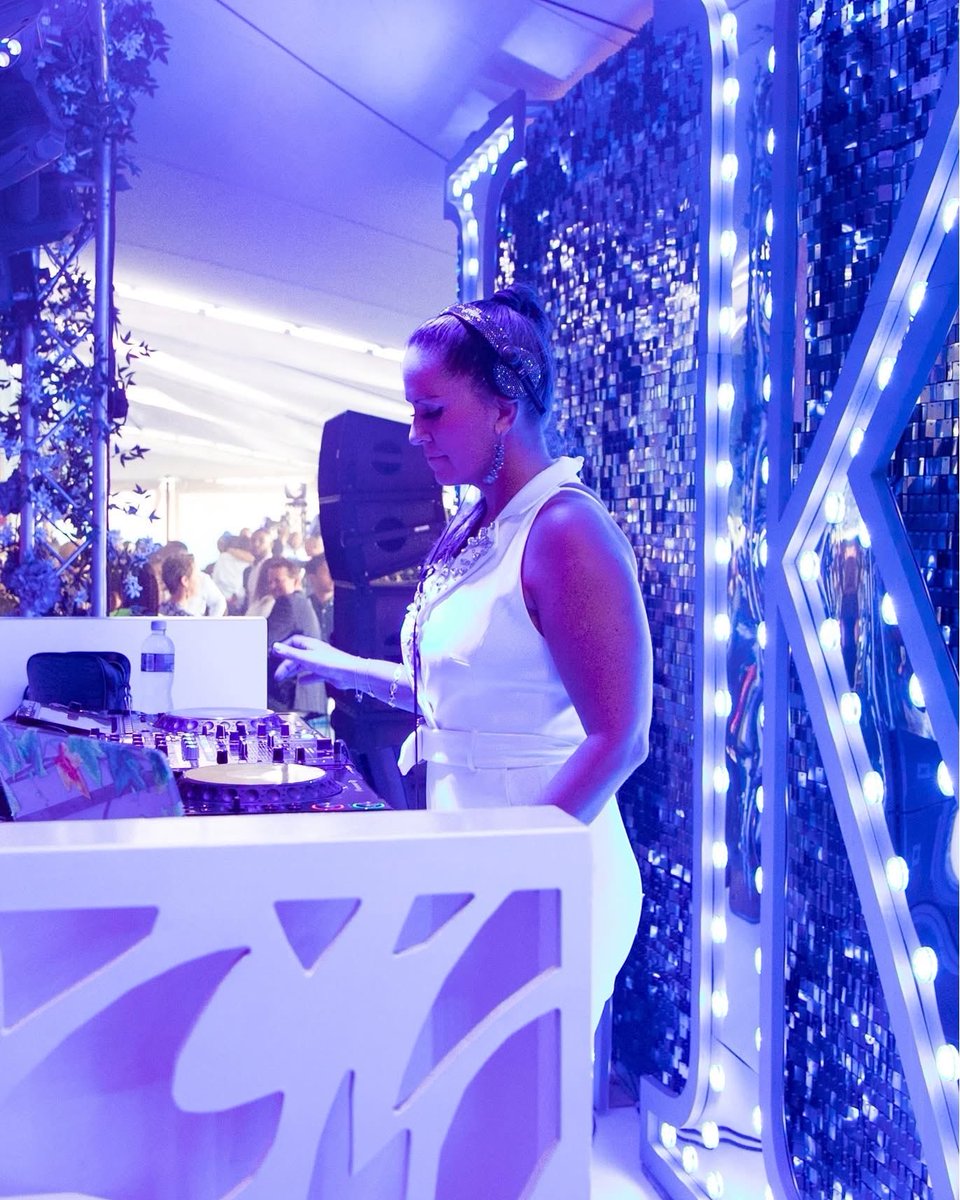 #LKP will present an incredible, open-air afterparty on Sat, 10th of Jan, featuring the hit sensation DJ Lora  🪩

The afterparty is for everyone who has purchased a ticket to #LKP2026🥂

More info on hospitality on our website, tickets are go live on Computicket on 27th Oct.