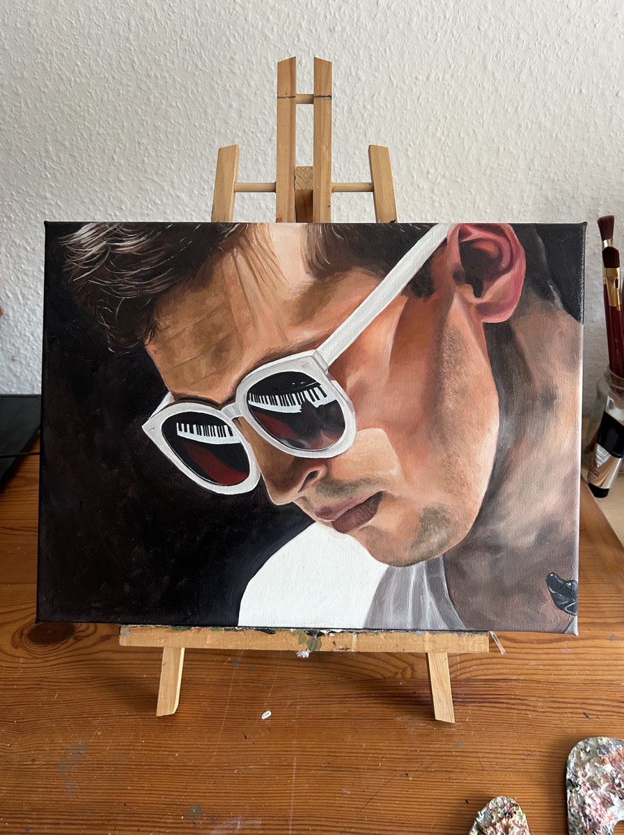 FoundCharlotte's tweet image. Finally finished my tyler oil painting!! :)

40x30cm
#cliqueart