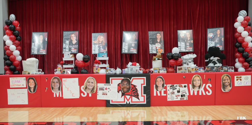 RedHawkVB's tweet image. What. A. Night. Thank you to the #Program Family for making it a special night for a special group. #SeniorNight #ProgramSweep ๐๐คฉ