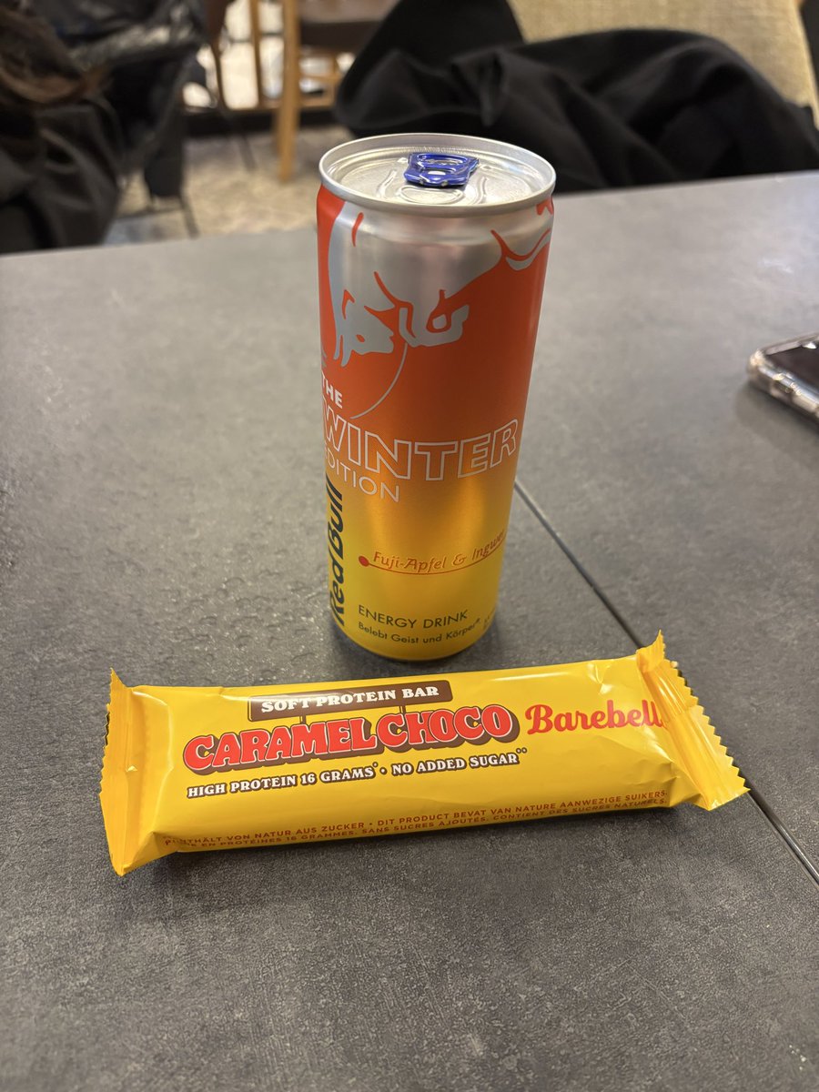 busorexic's tweet photo. omad 

healthy queen 😛 https://t.co/u7Y9l0J14W