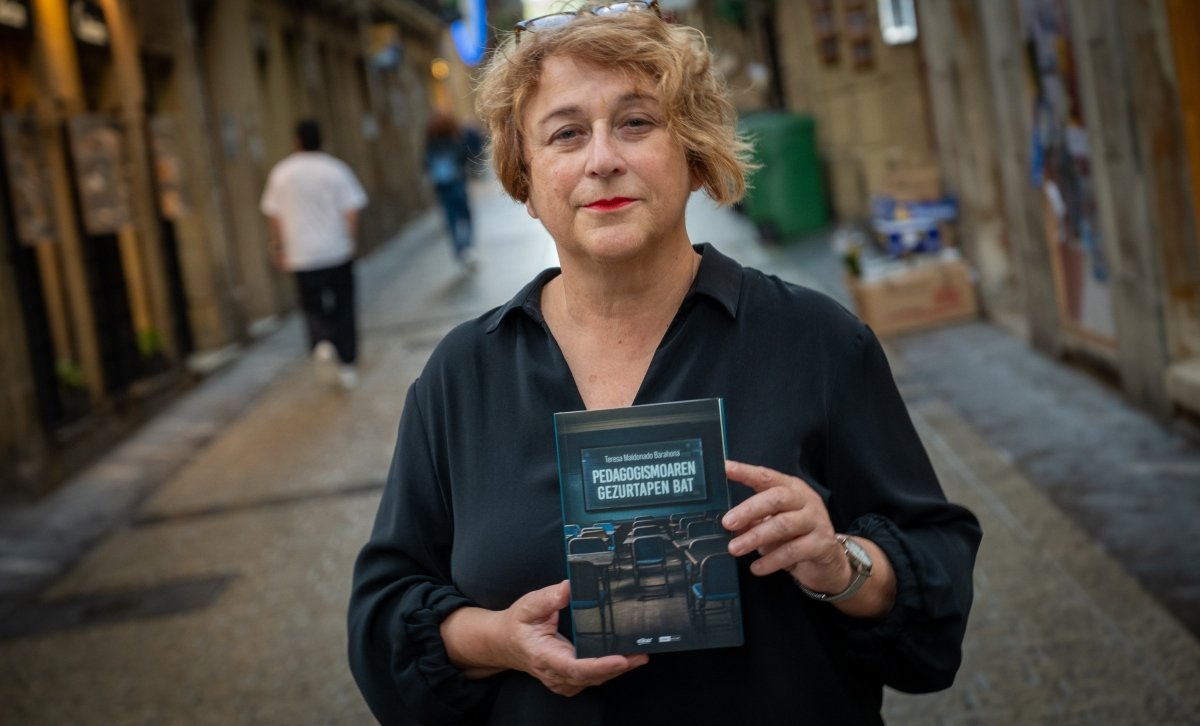 "Pedagogismoa"

"eskolak ez duela esku hartzerik ikaslearen «berezko eta jatorrizko  nortasunean», beraien izaera, erritmoak, gurariak... errespetatu behar  dituela"

Ditxosozko "ikaslean zentratutako pedagogia" 🙄