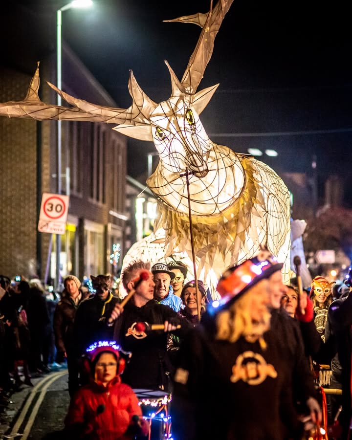 As dusk falls on the 25 October, we welcome the return of the Winter Droving season to Penrith. Watch as the torchlight procession rounds off a day of music, masquerade and magical carnivalesque goings on.

Photos courtesy of Eden Arts, by Graham Whynne