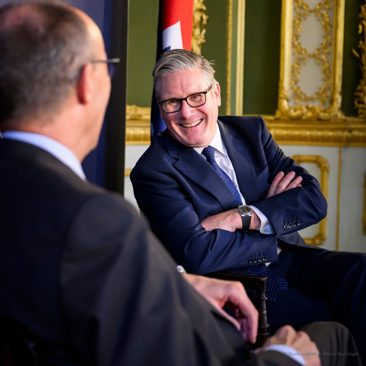 bundeskanzler's tweet image. Good to be back in London to discuss challenges to our security and economy with leaders from the Western Balkans. Their future is in the EU, the Berlin Process sets out the path. Now more than ever we are called upon to be strong and united. Thanks for hosting us, @Keir_Starmer.