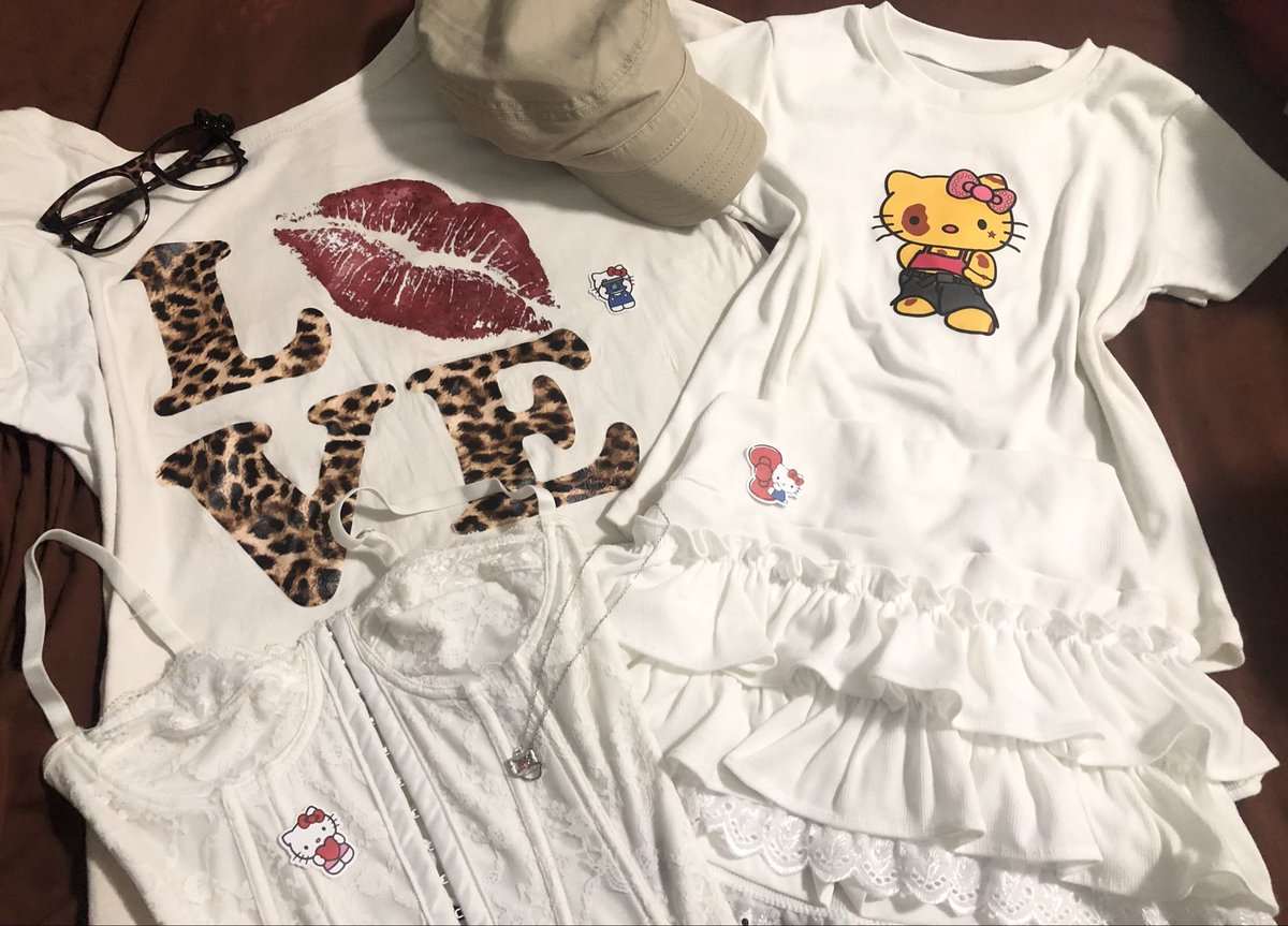 minami0888888's tweet photo. 🌀โล๊ะเสื้อผ้าค้าบบ 🍓

☆ Polo, แขนตุ๊กตา , y2k
☆ สายเดี่ยว , ครอป , ปาดไหล่

มีมากกว่าในรูปค้าบบ
📮 𝙎𝙝𝙞𝙥𝙥𝙞𝙣𝙜 เหมาๆ45
ลง00:30รี+ปัก ลด5฿
#ส่งต่อเสื้อผ้า #ส่งต่อเสื้อผ้ามือสอง #ส่งต่อ  #เสื้อผ้ามือสอง #โล๊ะตู้ #โล๊ะตู้เสื้อผ้ามือ2 #ส่งต่อstylish #ส่งต่อcintage https://t.co/RrjvdCPuvP
