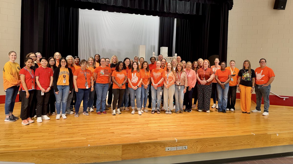 WoodCreek Jr. High tweet media