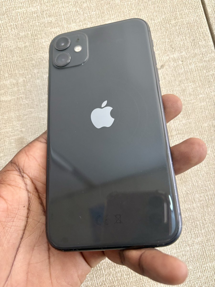 iPhone 11 | 128GB | Black | 83% battery life | $190 | +263783074777 #iphone #zimiphones🇿🇼 #zimbabwe