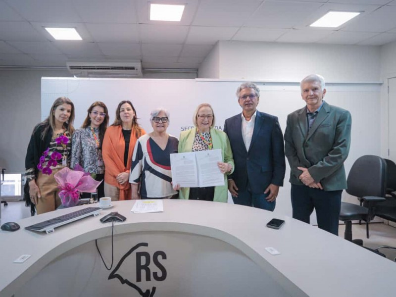 Alegrete terá o quarto centro do TEAcolhe da Fronteira Oeste contratualizado pelo Estado

Unidade é a 65ª do RS do programa de cuidado especializado para pessoas com transtorno do espectro autista

saude.rs.gov.br/alegrete-tera-…