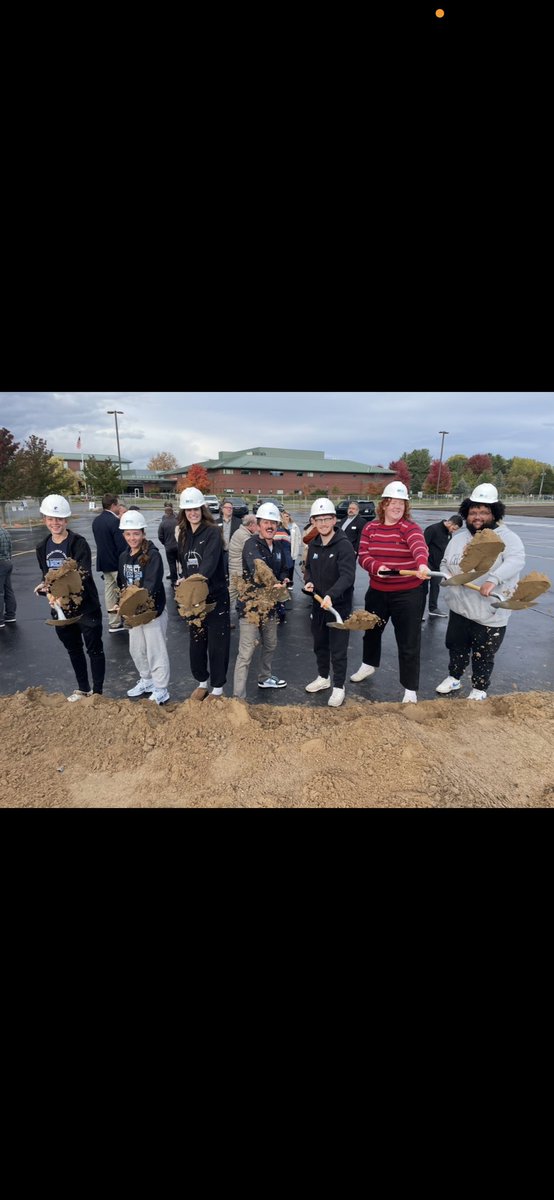 MidMichWbb's tweet image. Coming next season! Our brand new event center! We broke ground yesterday and we couldn’t be more excited! 
#lakernation 
#JUCOPRODUCT 
#womensbasketball