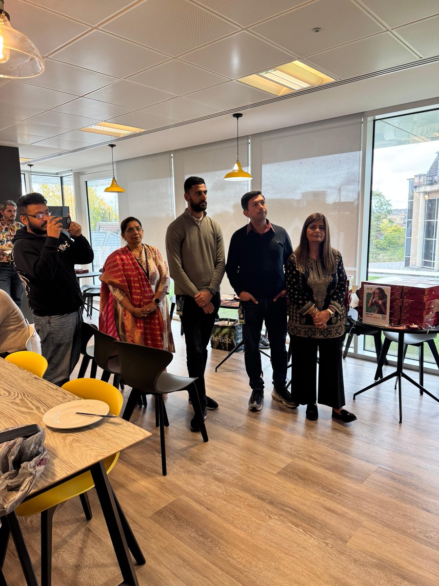 ServiceNow employees marked Diwali at our Staines office yesterday!
 
Our teams came together to mark the Festival of Lights by sharing food, traditions, and by raising awareness for Akshaya Patra UK, a charity that feeds over 2 million children in India.
 
Happy Diwali from all