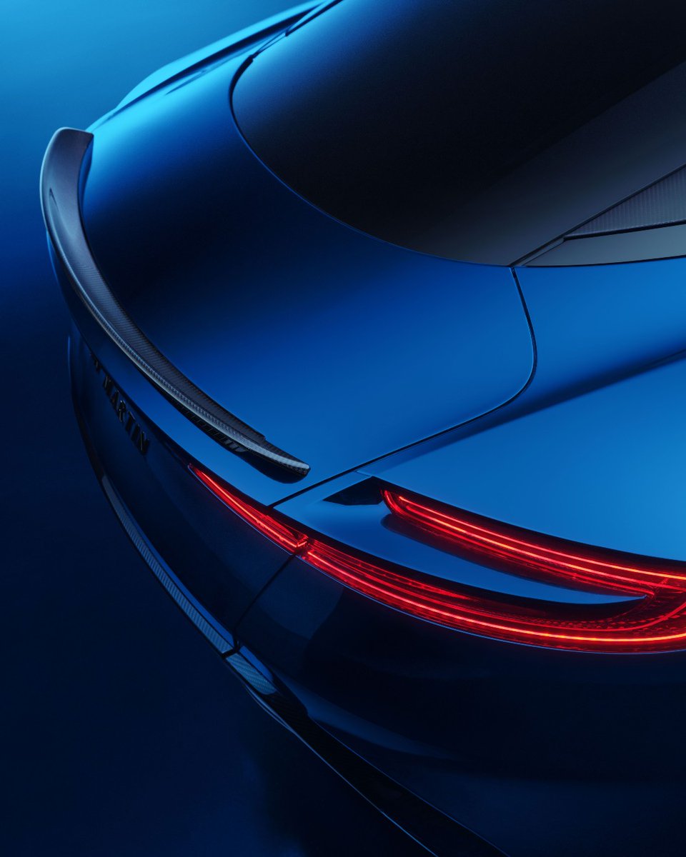 DB12 S boasts a new dual-aspect front splitter, optional bonnet louvres and a fixed carbon spoiler blade, projecting a powerful new character.

#AstonMartin #DB12S #ICONDRIVEN #LetOthersFollow