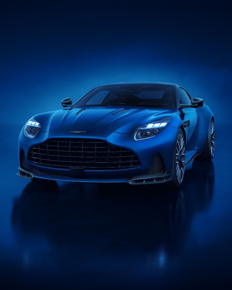 Aston Martin London tweet media