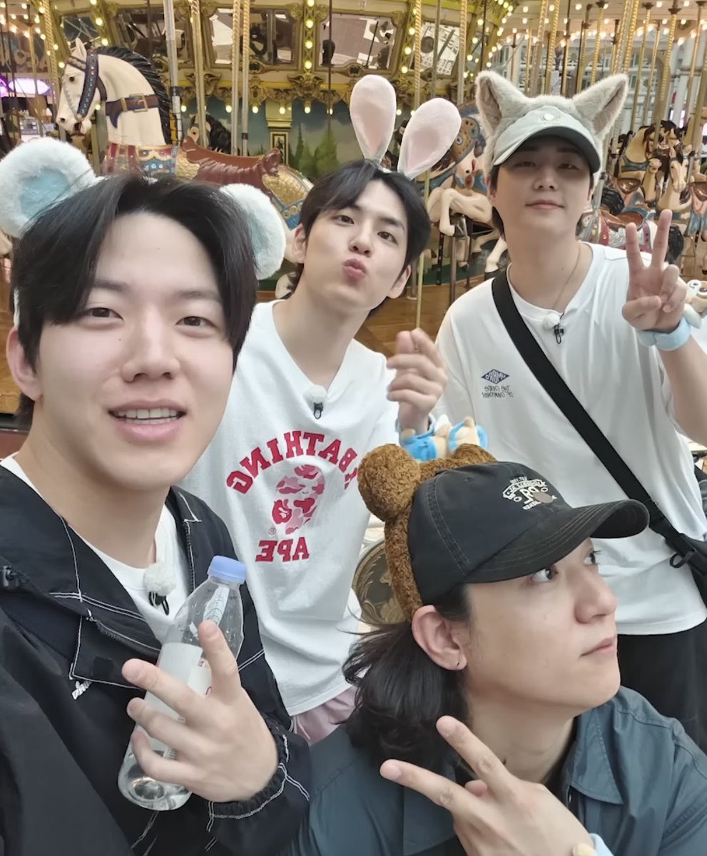 #2025MAMAVOTE #DAY6

데이식스 좋아하면 알티해.