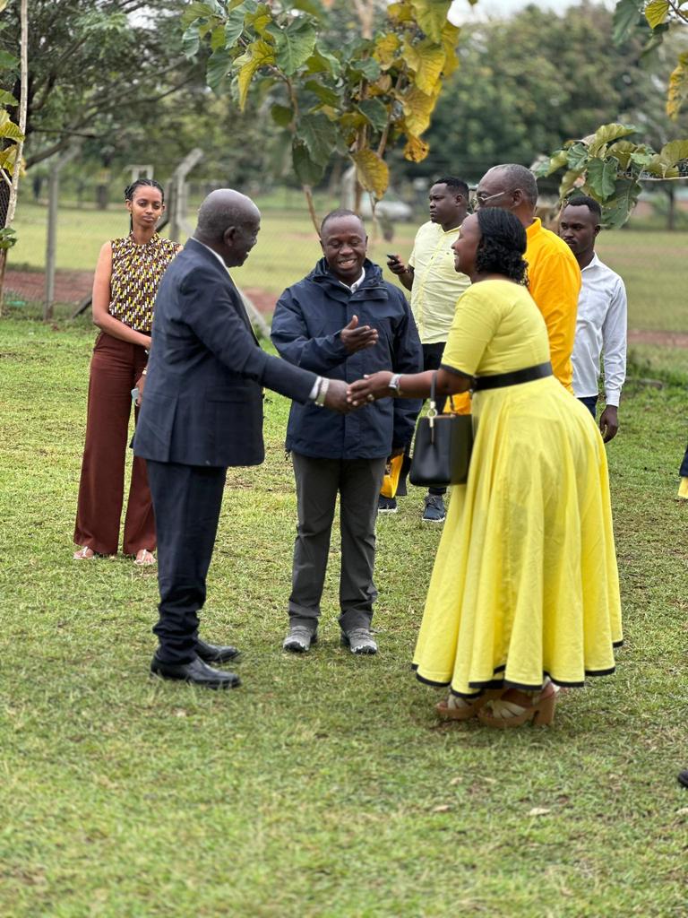 ESsekandi's tweet image. I accompanied the Rt.Hon. Speaker of Parliament @AnitahAmong for her nomination as the Bukeddea District Woman MP at the District Electoral Commission offices together with my friend @OgwangOgwang Minister of Sports , @SMusherure and other leaders in the region.