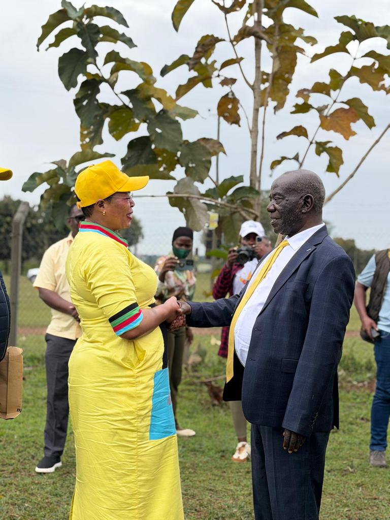 ESsekandi's tweet image. I accompanied the Rt.Hon. Speaker of Parliament @AnitahAmong for her nomination as the Bukeddea District Woman MP at the District Electoral Commission offices together with my friend @OgwangOgwang Minister of Sports , @SMusherure and other leaders in the region.