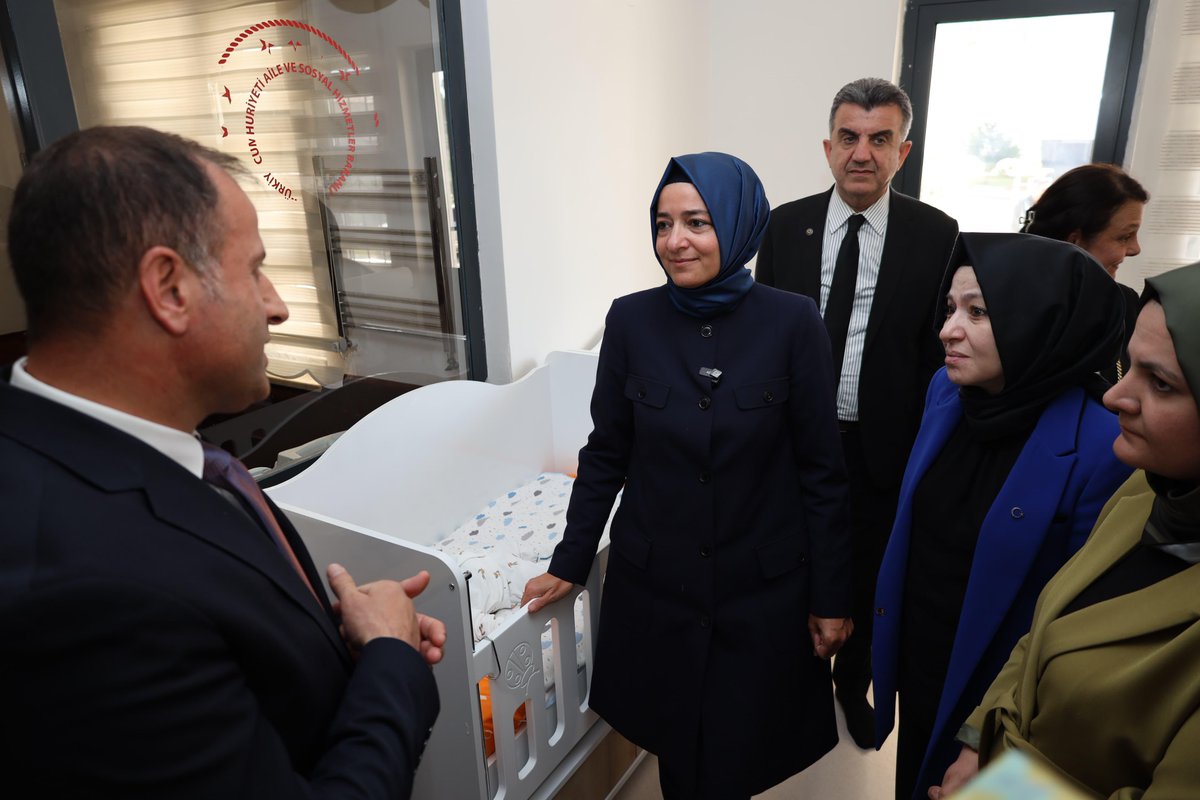 📍Şanlıurfa

Çocuklarımız bizim emanetimiz, geleceğimiz. 💐

Adil Bucak Çocuk Evleri Sitesi’nde sevgili evlatlarımızla kucaklaştık.