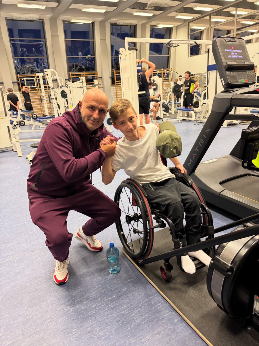 ProbierzMichal's tweet image. Oskar Wielki szacunek dla sportowca który jest wzorem dla innych 👍👍👍👍